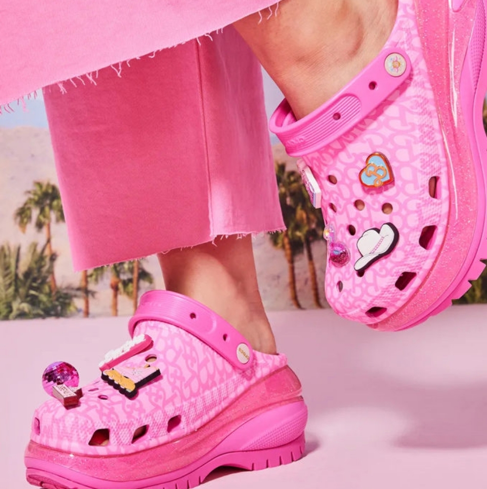 Barbie mega crush Crocs